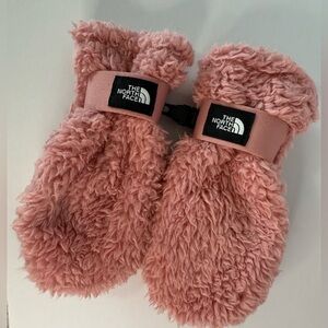 The North Face Kids' Cozy Pink Mittens